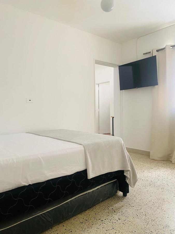 Aparta Hotel Mediterraneo Estadio ميديلين الغرفة الصورة