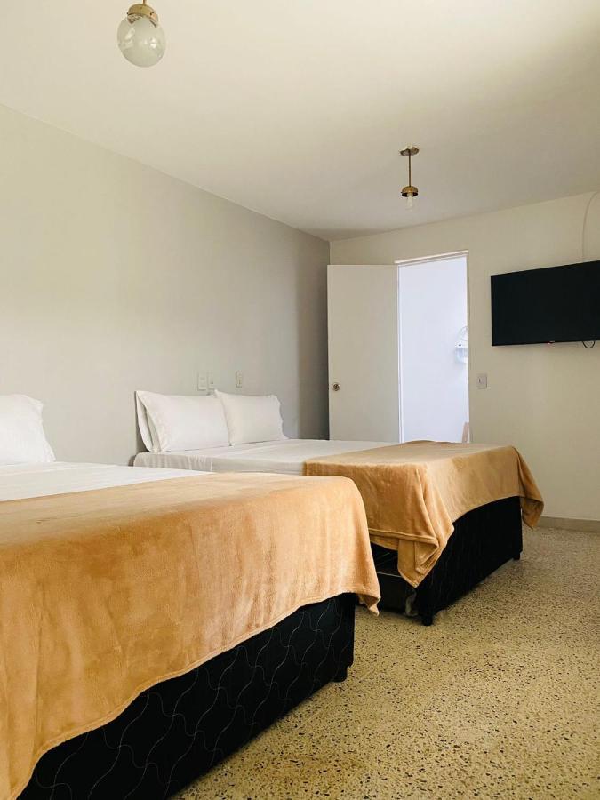 Aparta Hotel Mediterraneo Estadio ميديلين المظهر الخارجي الصورة