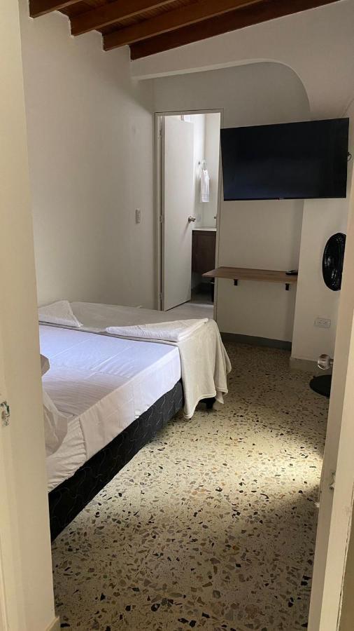 Aparta Hotel Mediterraneo Estadio ميديلين المظهر الخارجي الصورة