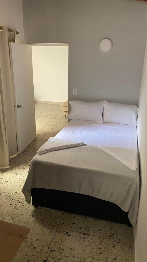 Aparta Hotel Mediterraneo Estadio ميديلين المظهر الخارجي الصورة