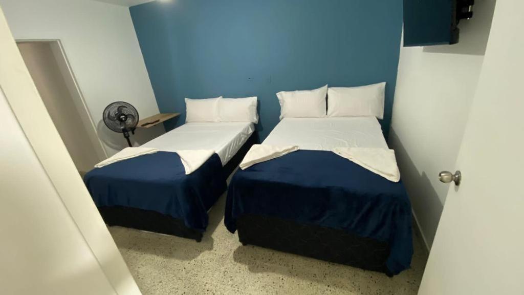 Aparta Hotel Mediterraneo Estadio ميديلين المظهر الخارجي الصورة